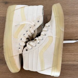 Vans Sk8-Hi Translucent Sole Skate Shoe - White Monochrome
